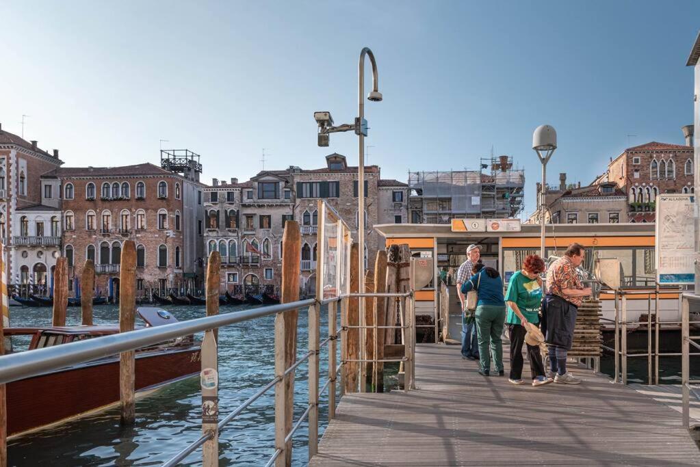 Apt With Amazing View - San Marco Apartment Venesia Bagian luar foto